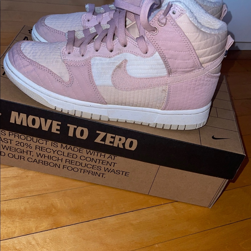 Women’s Pink and White Dunks - Picture 4 of 16